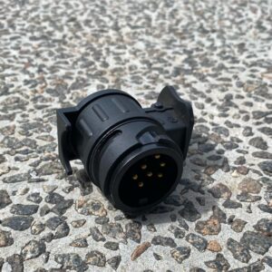 Trailer adapter (13-7)
