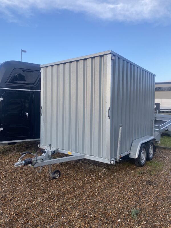 Variant model 2000 MC (Materiel Container)