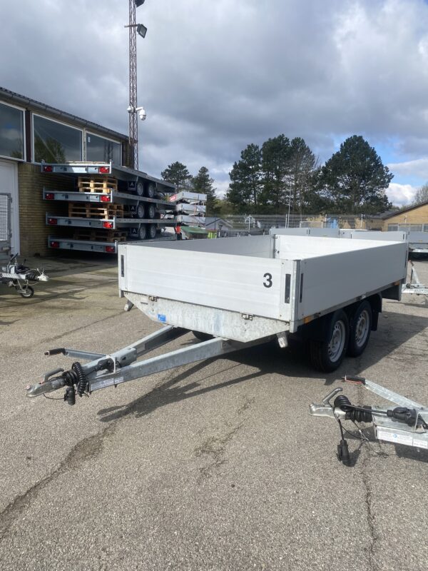 Humbaur model HT 132616 - 1.300 kg. (2019)